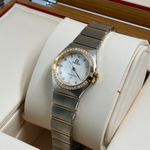 Omega Constellation Quartz 131.25.25.60.55.002 (2024) - White dial 25 mm Steel case (5/7)