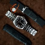 Vacheron Constantin Overseas 4500V/110A-B483 (2021) - Black dial 42 mm Steel case (2/8)