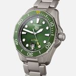 TAG Heuer Aquaracer 300M WBP208B.BF0631 (2024) - Groen wijzerplaat 43mm Staal (1/1)