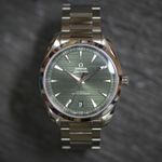 Omega Seamaster Aqua Terra 220.10.41.21.10.001 (2021) - Green dial 41 mm Steel case (2/8)