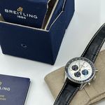 Breitling Navitimer 1 B01 Chronograph AB0138241G1P1 (2023) - Zilver wijzerplaat 43mm Staal (3/8)