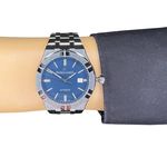 Maurice Lacroix Aikon AI6008-SS002-430-1 (2024) - Blue dial 42 mm Steel case (7/8)