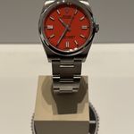 Rolex Oyster Perpetual 36 126000 (2022) - Red dial 36 mm Steel case (5/5)