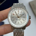 Breitling Navitimer A17395F41G1A1 (2023) - Zilver wijzerplaat 35mm Staal (7/8)