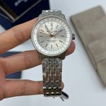 Breitling Navitimer A17395F41G1A1 (2023) - Silver dial 35 mm Steel case (6/8)