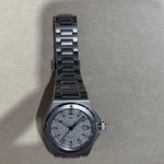 IWC Ingenieur Automatic IW328904 (2025) - Grey dial 40 mm Titanium case (6/6)