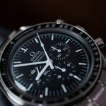 Omega Speedmaster Professional Moonwatch 311.30.42.30.01.005 (2019) - Black dial 42 mm Steel case (5/7)