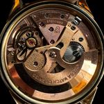 Omega Constellation 168.005 (1966) - White dial 34 mm Yellow Gold case (4/8)