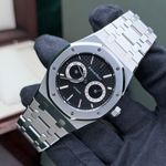 Audemars Piguet Royal Oak Day-Date 26330ST.OO.1220ST.01 (2011) - Black dial 39 mm Steel case (2/8)