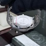 Audemars Piguet Royal Oak Day-Date 26330ST.OO.1220ST.01 (2011) - Black dial 39 mm Steel case (8/8)