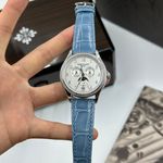 Patek Philippe Annual Calendar 4947G-010 (2024) - Wit wijzerplaat 38mm Witgoud (4/8)