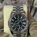 Rolex Sky-Dweller 336934 (2024) - Black dial 42 mm Gold/Steel case (1/1)