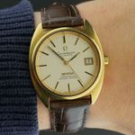Omega Constellation 168.0056 (1971) - Champagne wijzerplaat 35mm Goud/Staal (2/8)