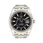 Rolex Sky-Dweller 336934 (2024) - Black dial 42 mm White Gold case (2/8)