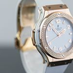 Hublot Big Bang 38 mm 361.PE.2010.RW.1104 (2018) - White dial 38 mm Rose Gold case (7/8)