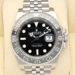 Rolex GMT-Master II 126710GRNR (2026) - Black dial 40 mm Steel case (1/8)