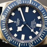 Tudor Pelagos 25707B (2021) - Blue dial 42 mm Titanium case (2/8)
