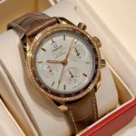 Omega Speedmaster 324.63.38.50.02.003 (2023) - Silver dial 38 mm Rose Gold case (1/3)