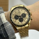 Omega Speedmaster Professional Moonwatch 310.60.42.50.99.002 (2024) - Gold dial 42 mm Yellow Gold case (8/8)