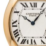 Cartier Tortue 2496C (2010) - Silver dial 34 mm Yellow Gold case (6/6)