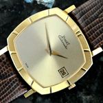 Piaget Vintage 13423 (1973) - Champagne dial 32 mm Yellow Gold case (2/8)