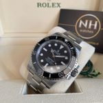 Rolex Submariner No Date 114060 (2019) - Black dial 40 mm Steel case (3/3)