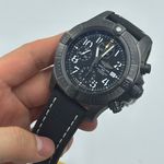 Breitling Avenger V13317101B1X1 (2023) - Zwart wijzerplaat 45mm Titanium (5/8)