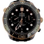 Omega Seamaster Diver 300 M 210.22.44.51.01.001 (2024) - Black dial 44 mm Gold/Steel case (2/7)