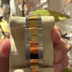 Rolex Sky-Dweller 326933 (2022) - Zwart wijzerplaat 42mm Goud/Staal (2/4)