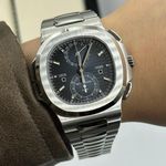 Patek Philippe Nautilus 5990/1A-011 (2023) - Blauw wijzerplaat 41mm Staal (8/8)