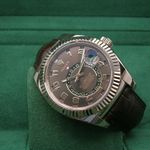 Rolex Sky-Dweller 326135 (2014) - Brown dial 42 mm Rose Gold case (1/7)