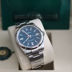 Rolex Oyster Perpetual 41 134300 (2025) - Blue dial 41 mm Steel case (6/8)