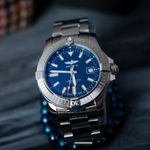 Breitling Avenger A17318101C1A1 - (1/4)