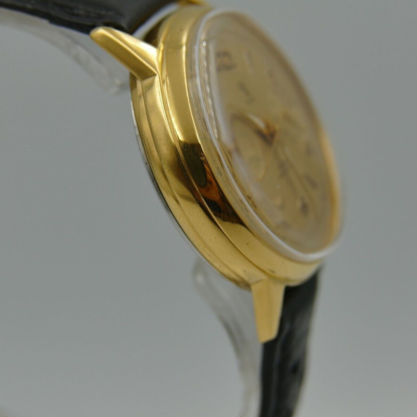 Yema Vintage Unknown (Unknown (random serial)) - Gold dial Unknown Unknown case (3/7)