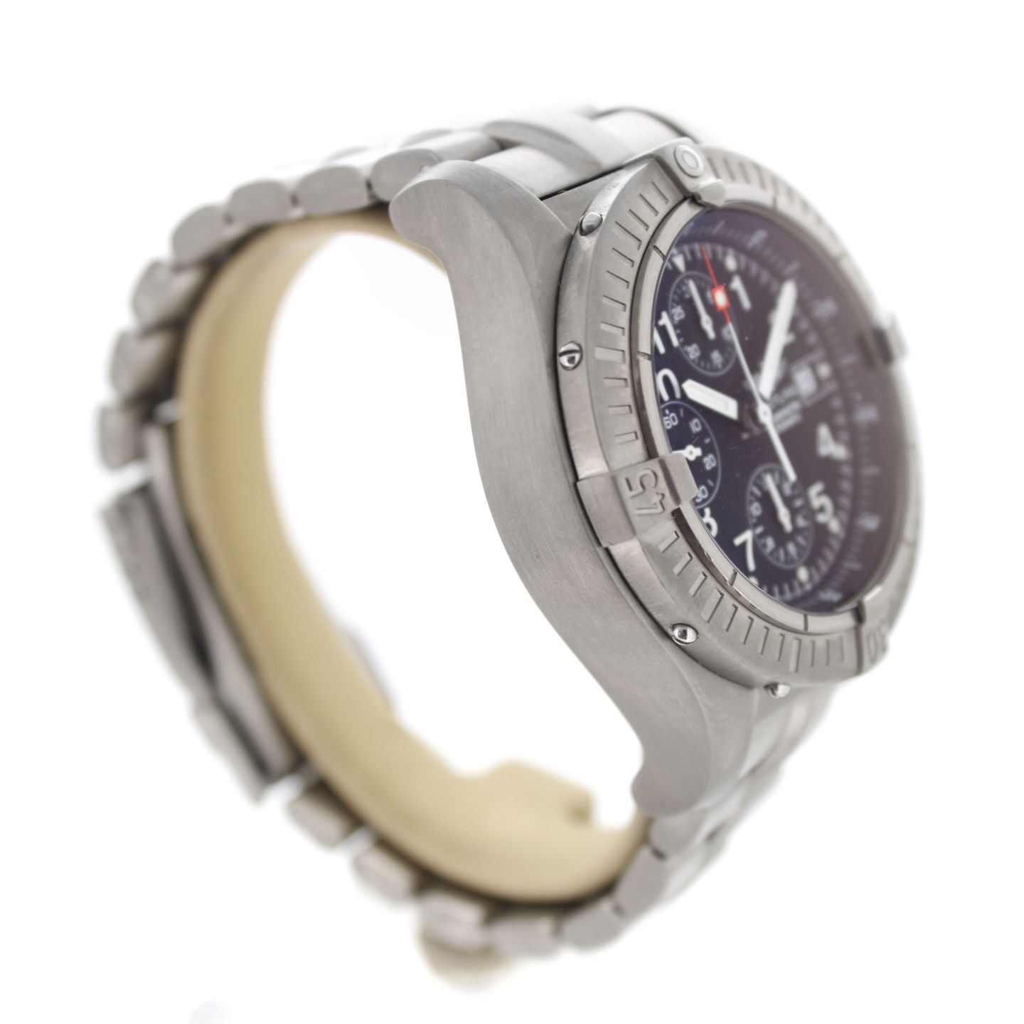 Breitling Avenger E13360 - (6/8)