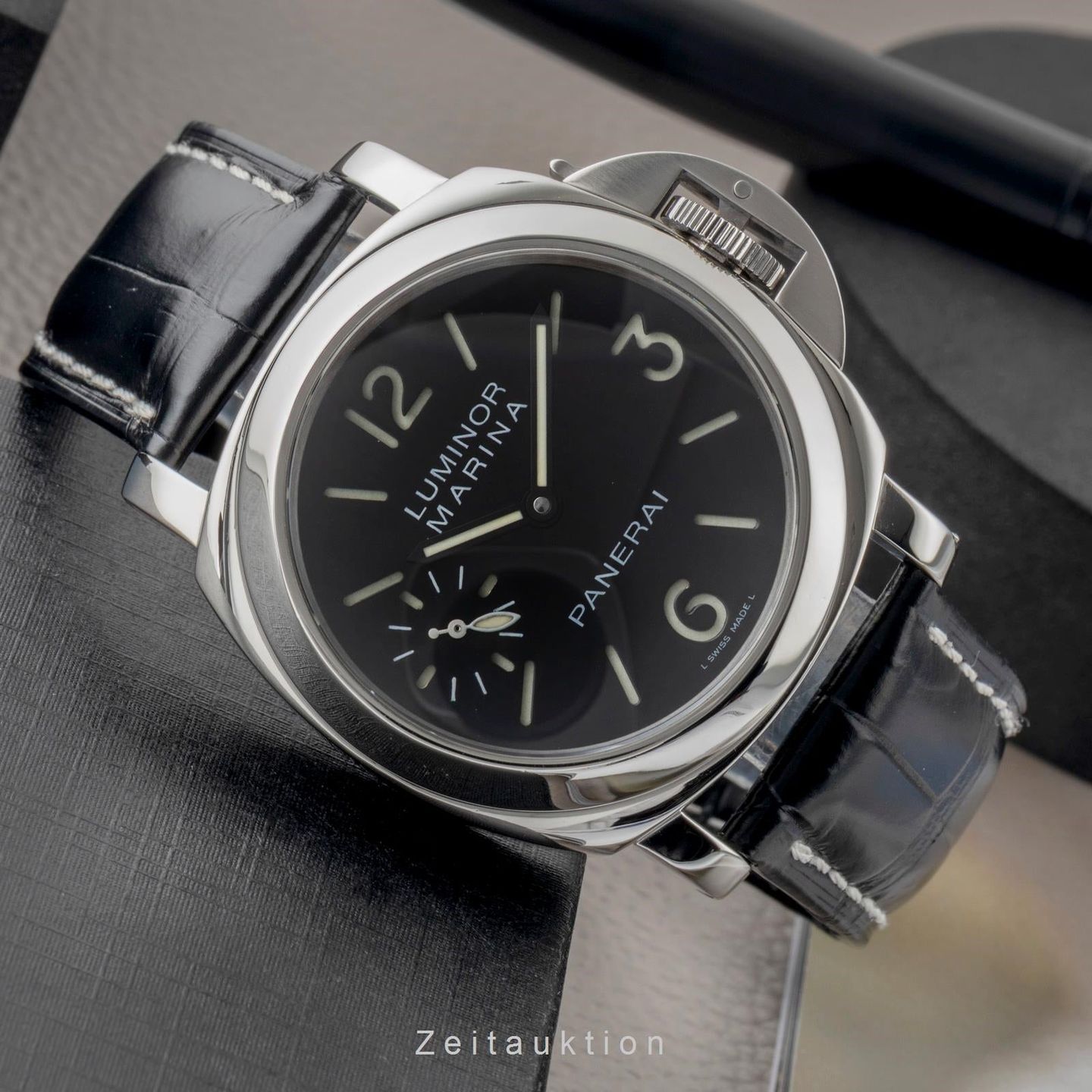 Panerai Luminor Marina PAM00111 (Onbekend (willekeurig serienummer)) - 44mm Staal (2/8)