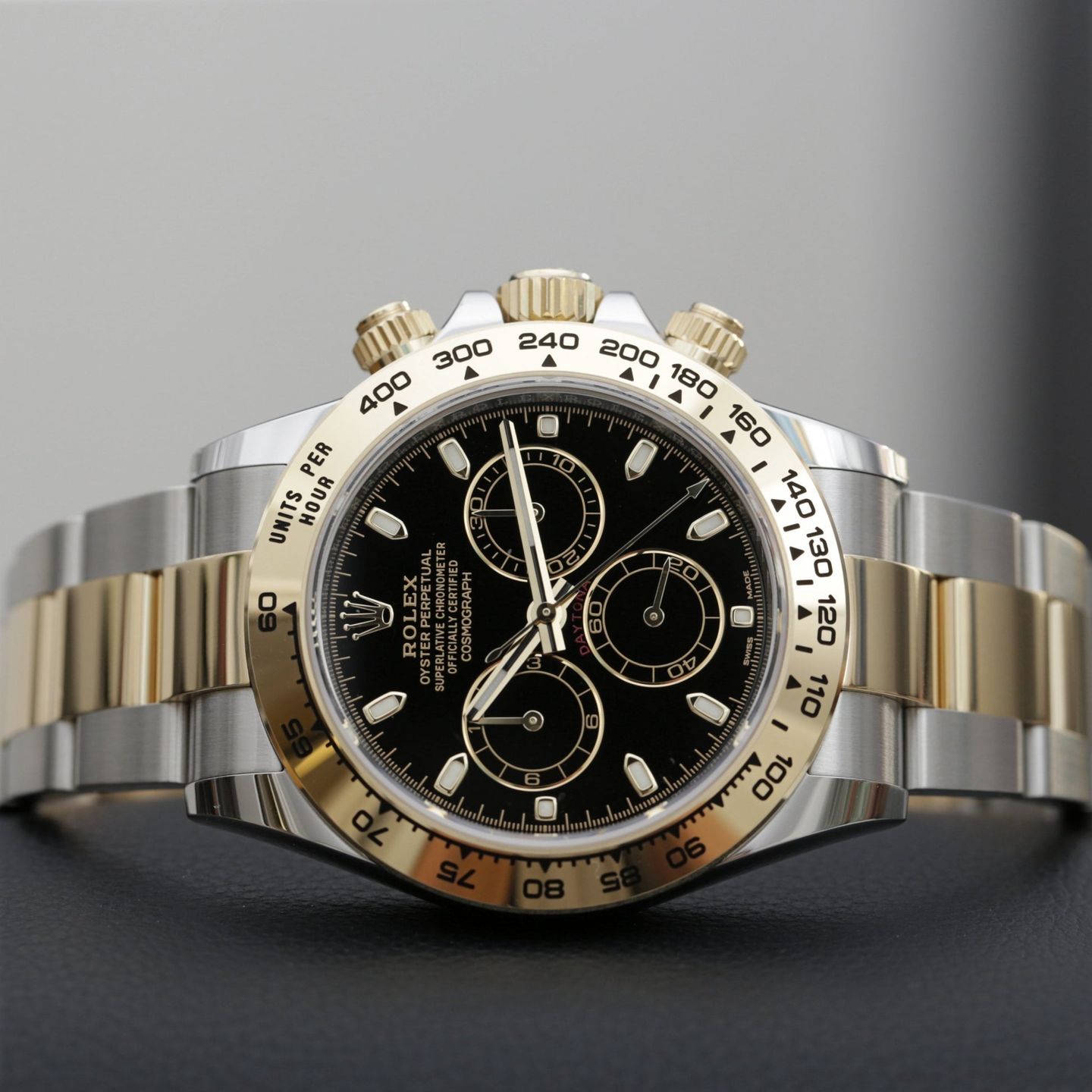 Rolex Daytona 116503 (2023) - Black dial 40 mm Gold/Steel case (2/7)