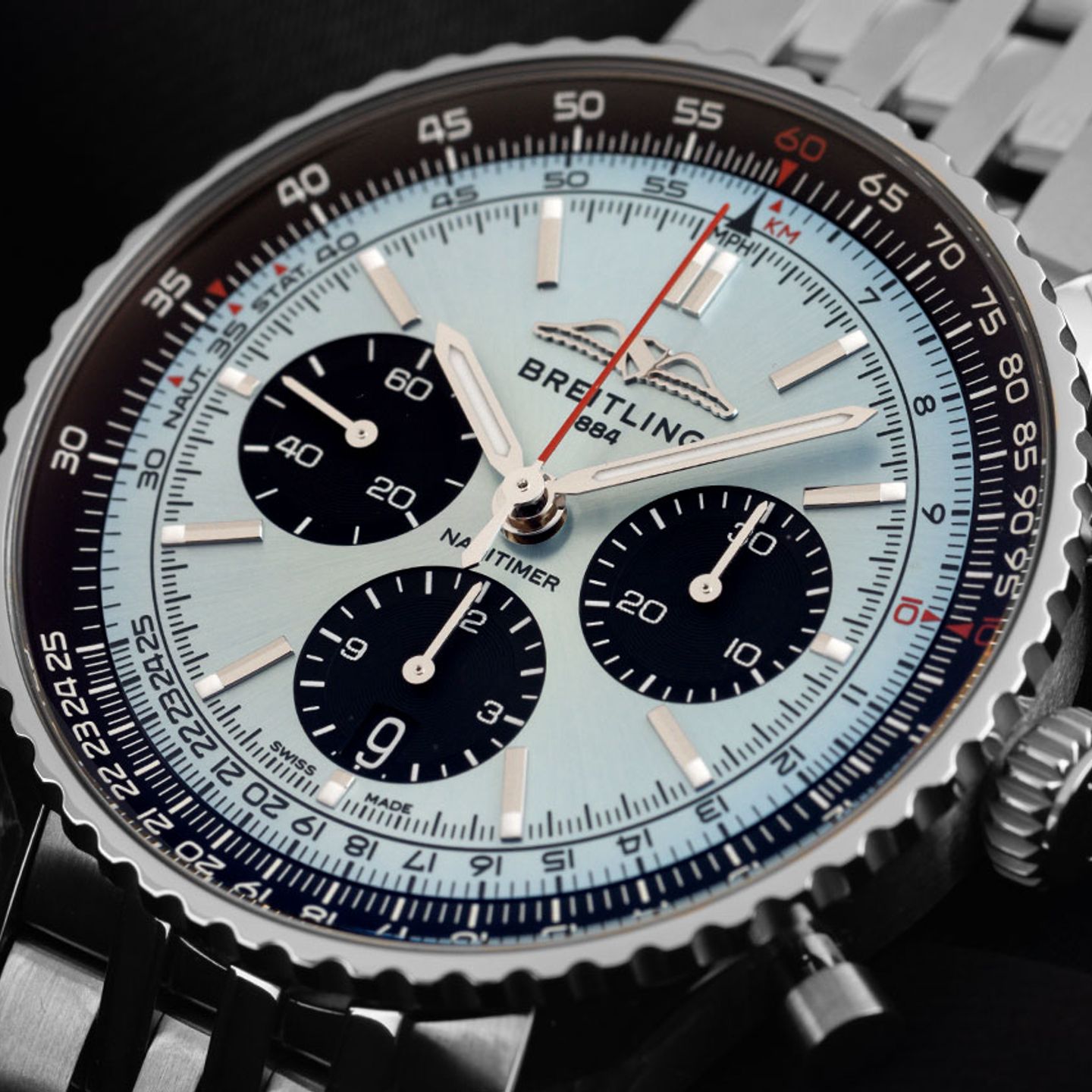 Breitling Navitimer 1 B01 Chronograph AB0139241C2A1 (2026) - Blue dial 41 mm Steel case (3/7)