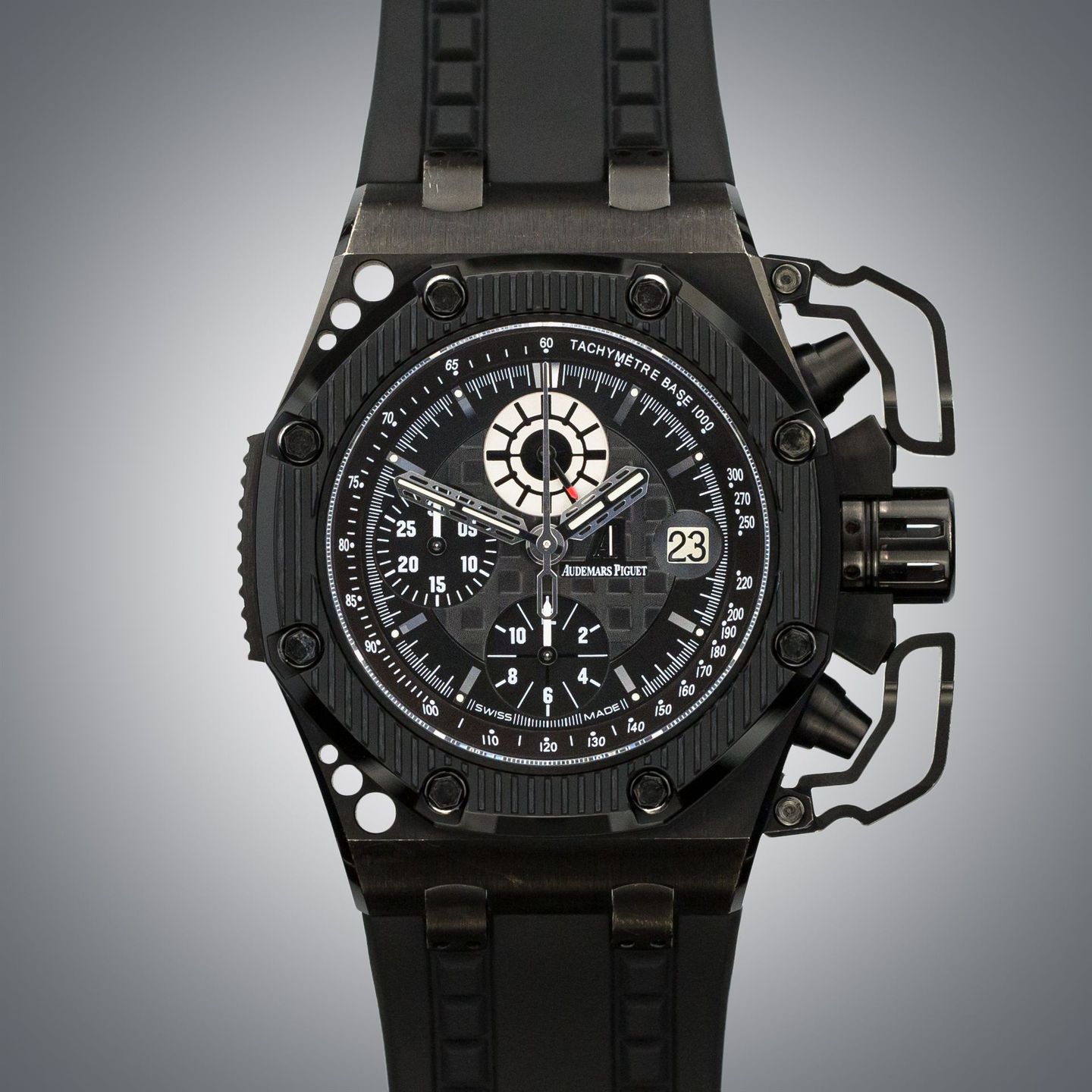 Audemars Piguet Royal Oak Offshore 26165IO.OO.A002CA.01 - (1/7)