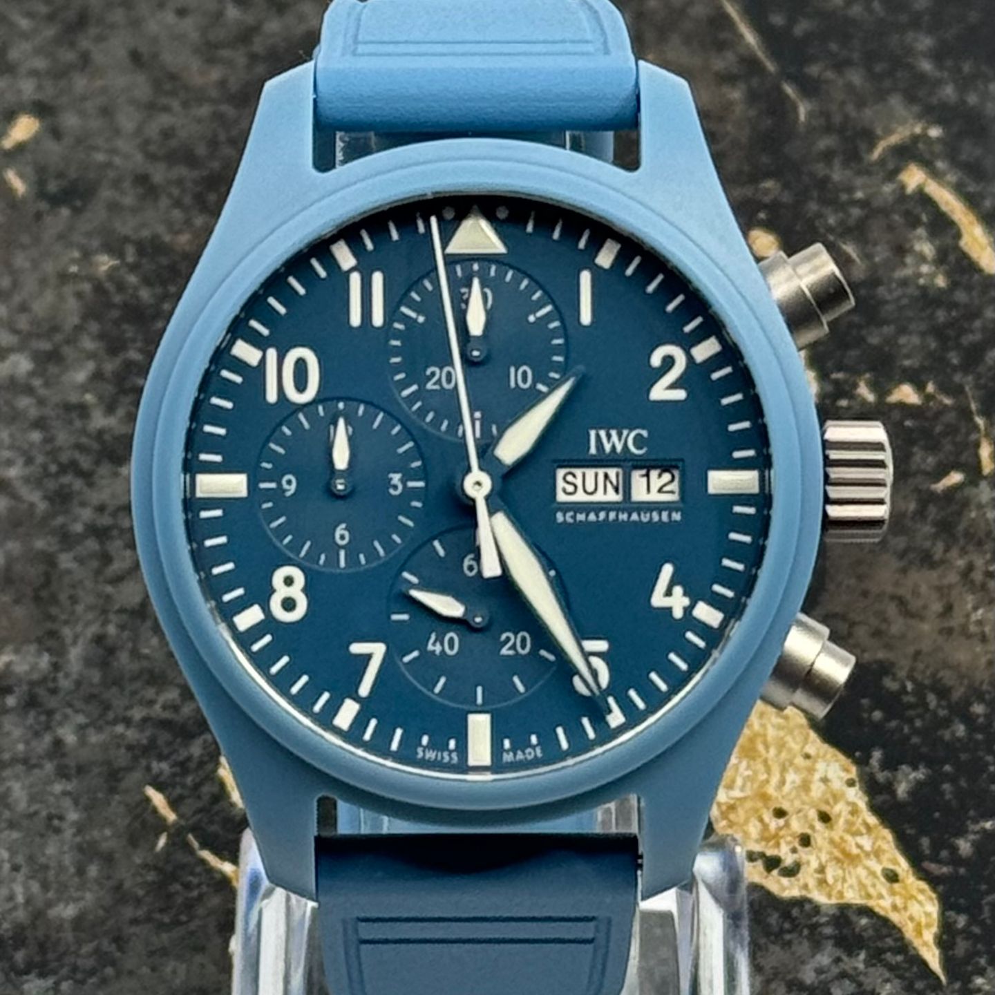IWC Pilot Chronograph Top Gun Miramar IW389409 (2025) - Blue dial 42 mm Ceramic case (4/8)