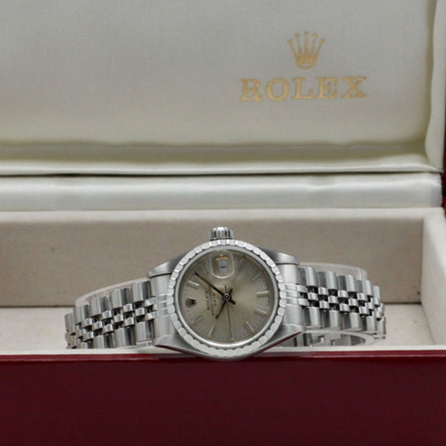 Rolex Oyster Perpetual Lady Date 69240 (1990) - Zilver wijzerplaat 26mm Staal (3/7)