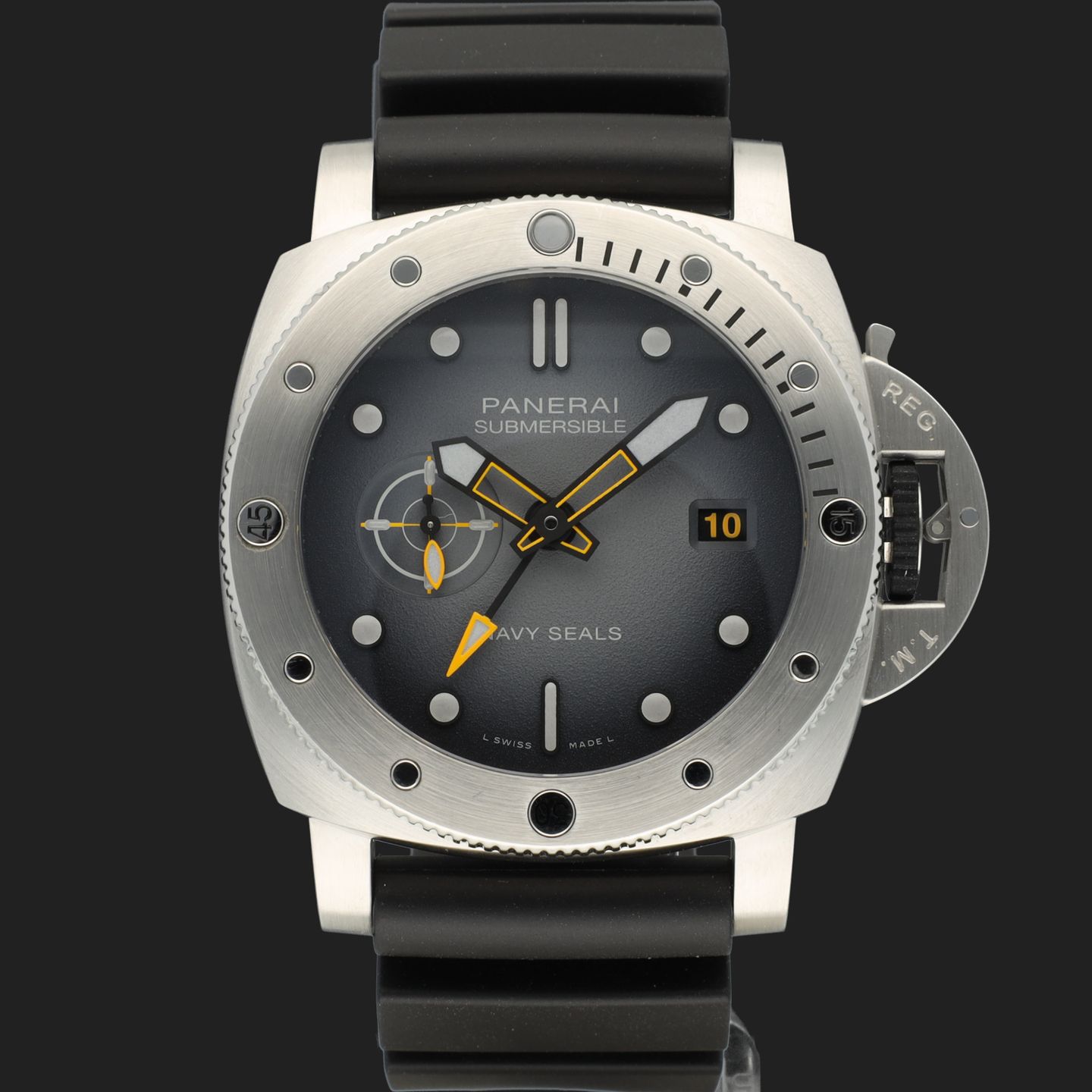 Panerai Luminor Submersible PAM01323 (2023) - Grey dial 44 mm Steel case (3/8)