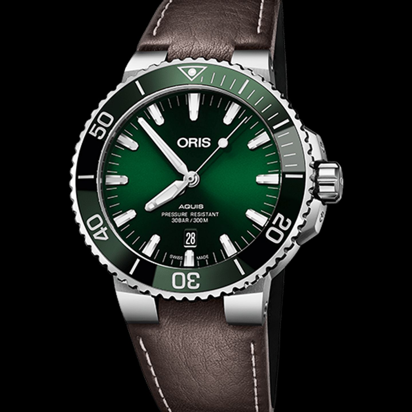 Oris Aquis Date 01 733 7730 4157-07 5 24 10EB (2022) - Green dial 44 mm Steel case (1/2)