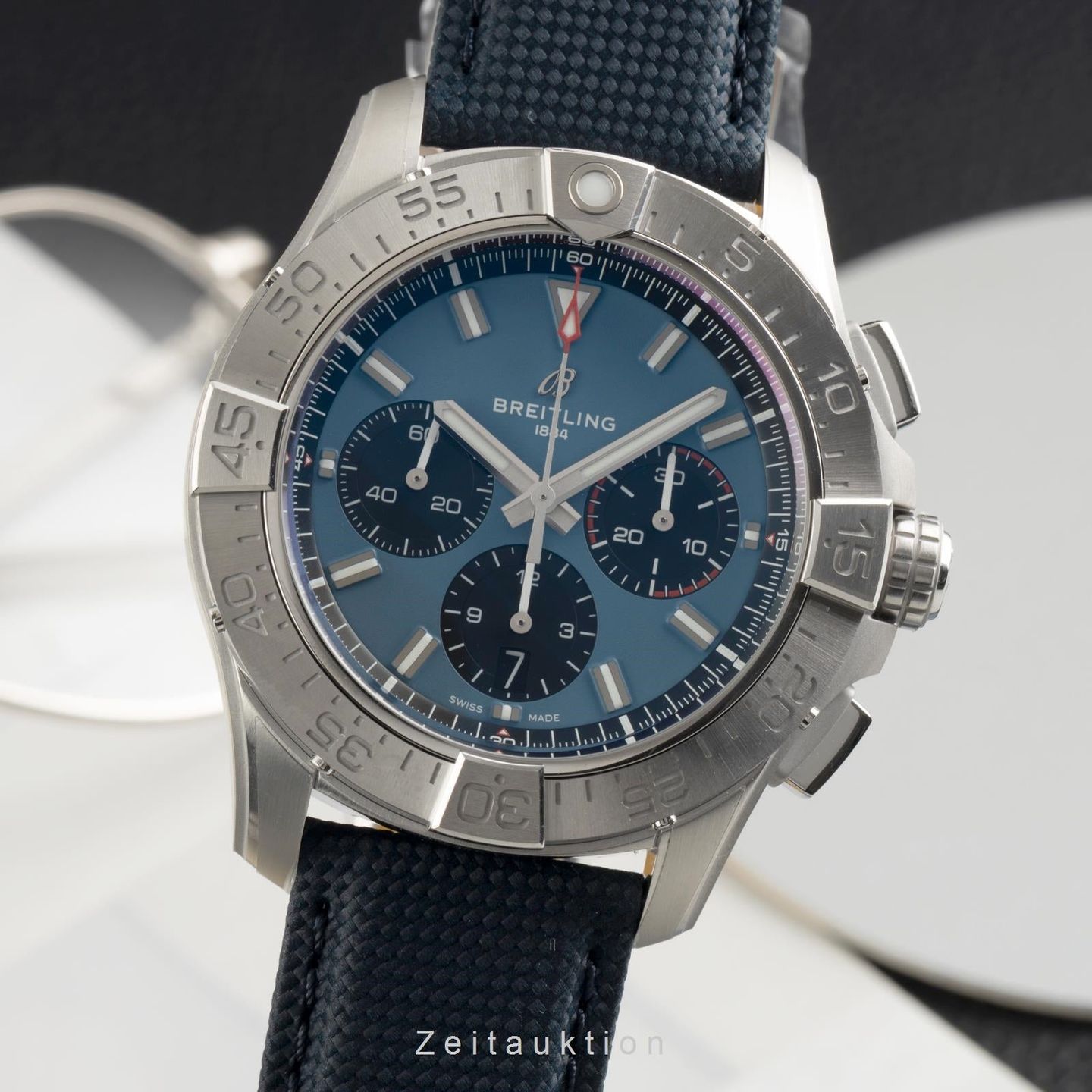 Breitling Avenger AB0147101C1X1 - (1/8)