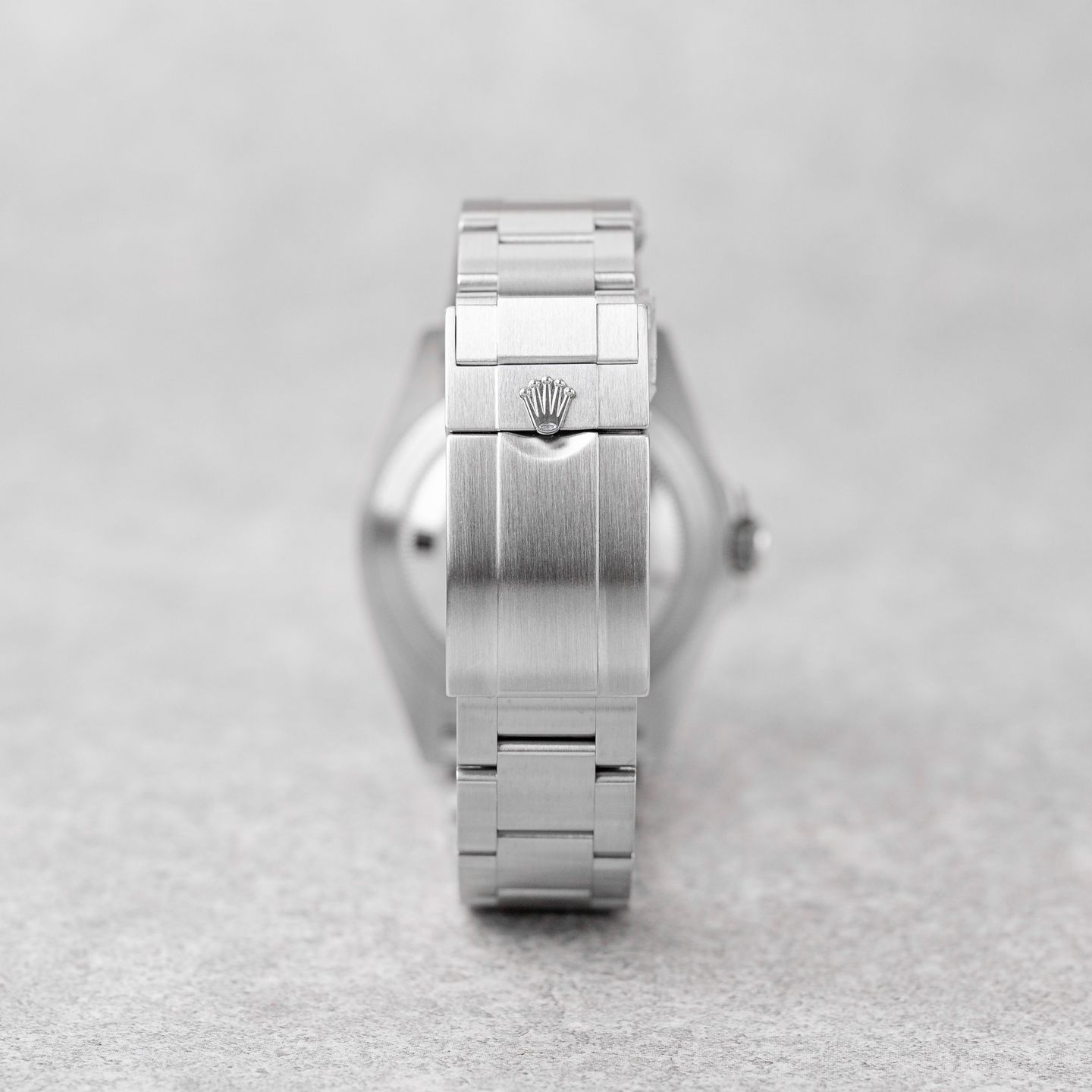 Rolex Air-King 126900 (2023) - Black dial 40 mm Steel case (6/8)