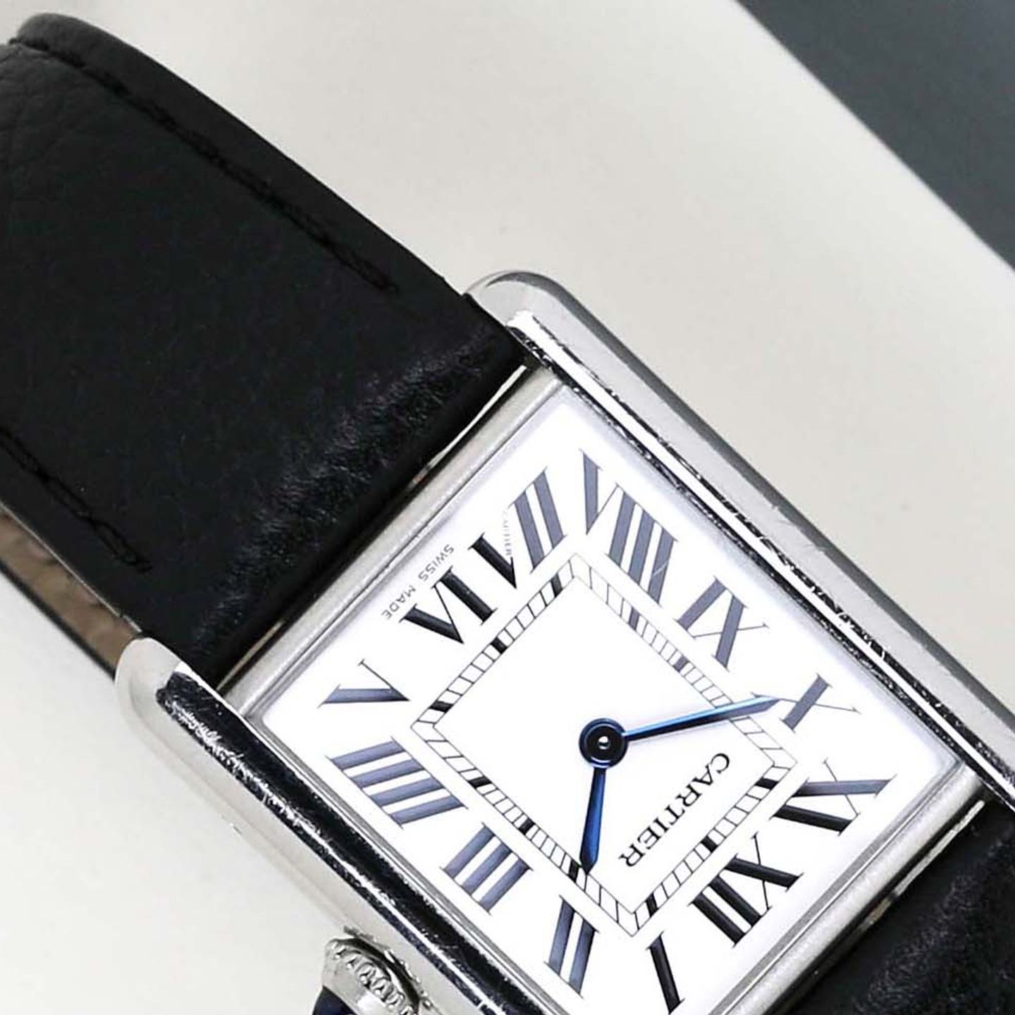 Cartier Tank WSTA0041 (2022) - Silver dial 34 mm Steel case (4/8)