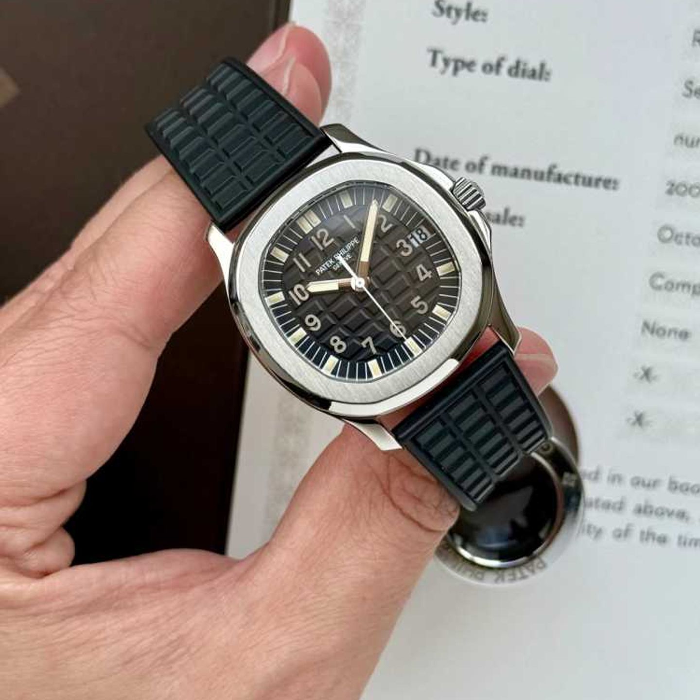 Patek Philippe Aquanaut 5066 - (3/8)