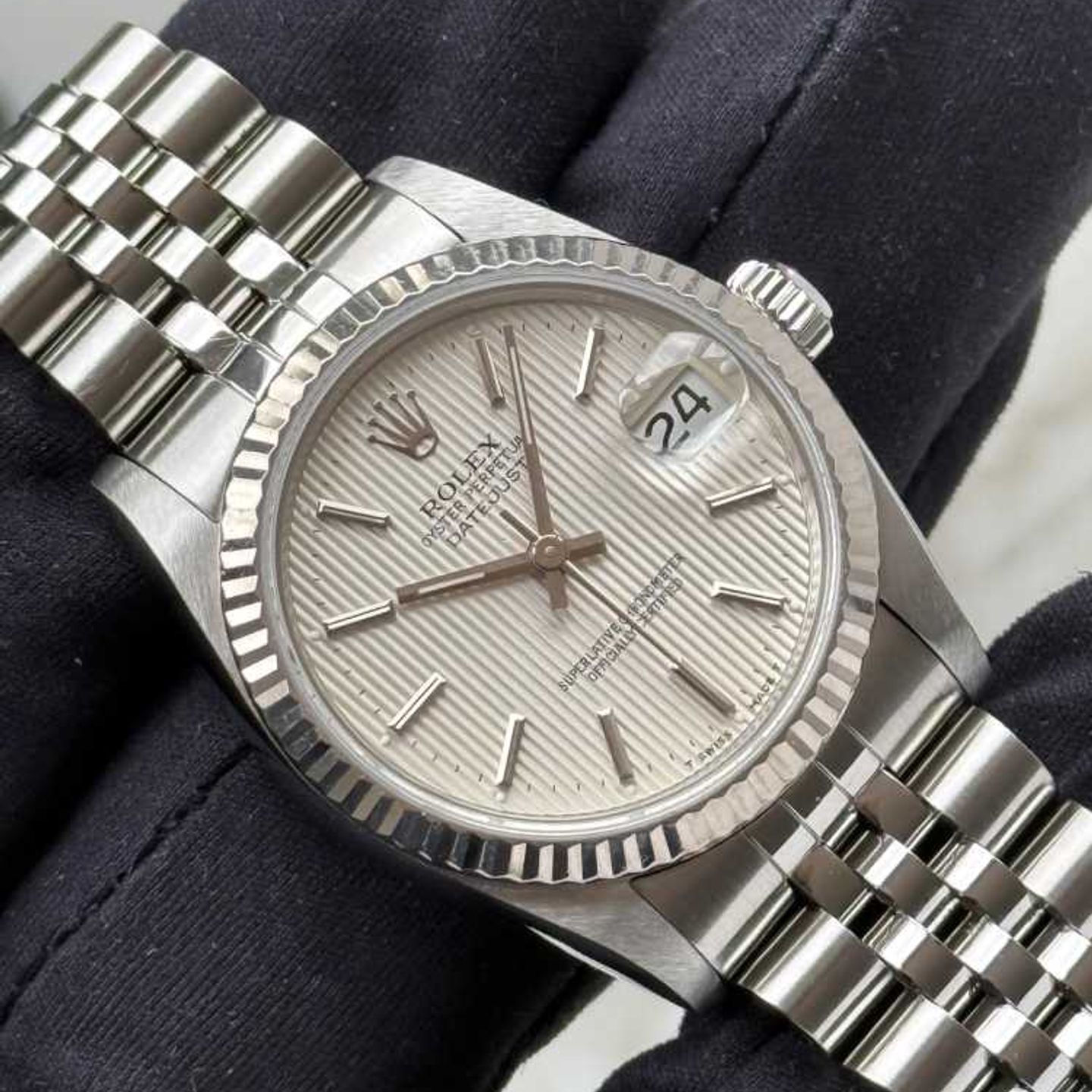 Rolex Datejust 31 68274 (1993) - Zilver wijzerplaat 31mm Staal (3/8)