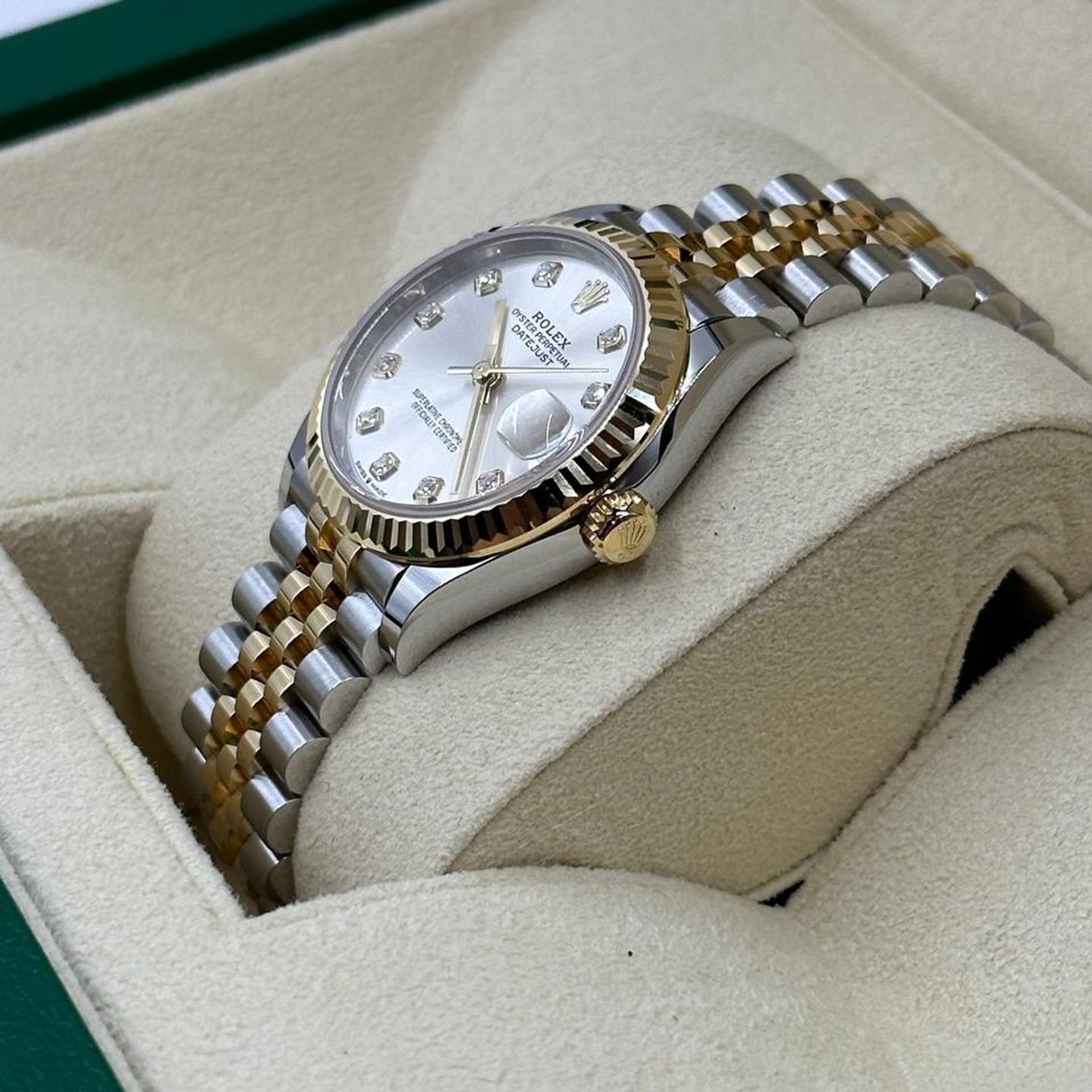 Rolex Datejust 278273 (2025) - 37mm Goud/Staal (6/10)