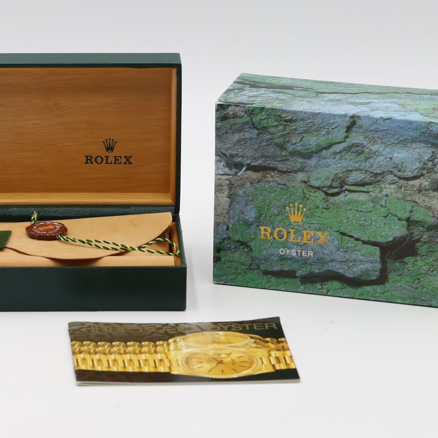 Rolex Oyster Perpetual Date 15200 - (8/8)